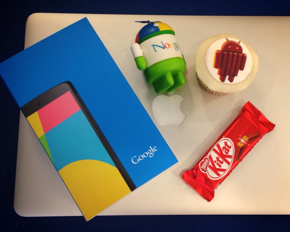 nexus -5 - Google - Holiday - gift