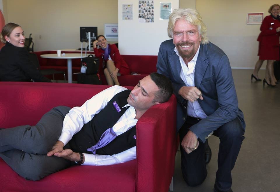 employee-falls-asleep-richard-branson-photoshop-battle-574c23fa8fe41