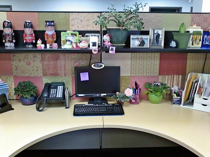 Spice up your working place with awesome cubicle decor ideas