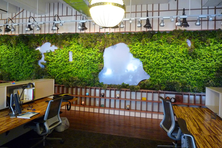 green walls