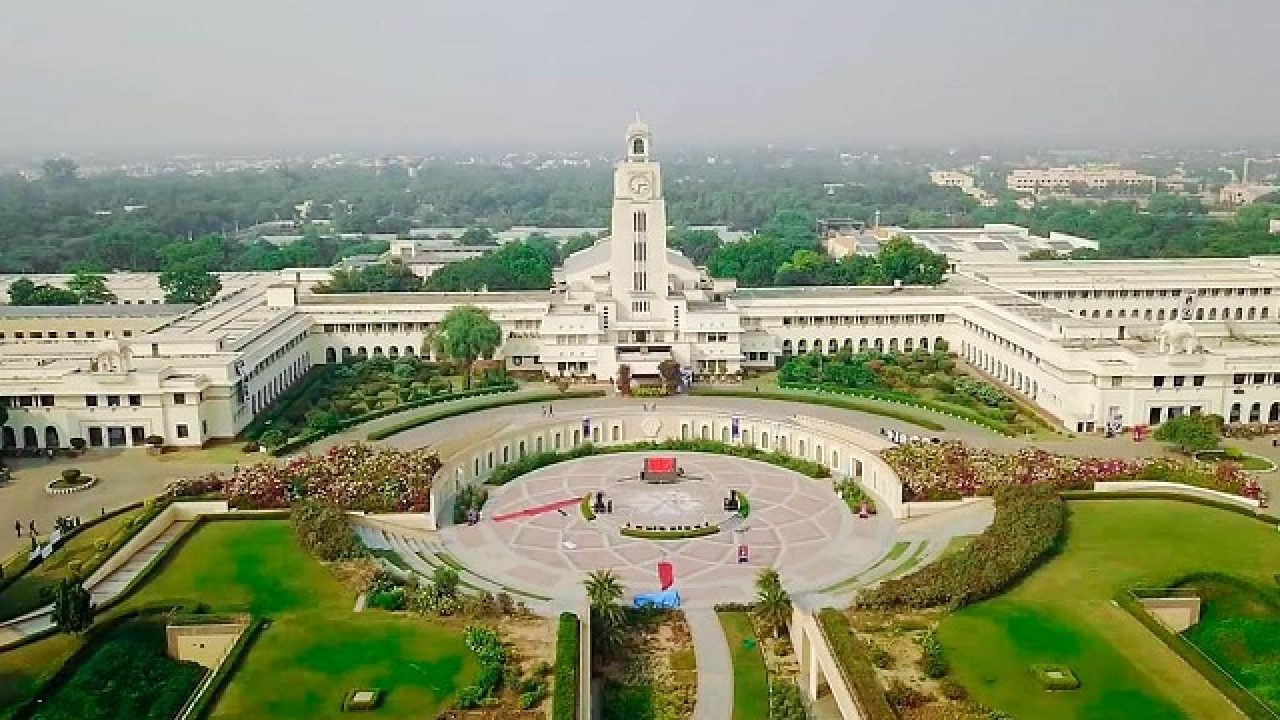 BITS Pilani To Let Students Take A Year Off To Build Their Startups