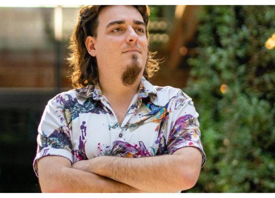 why palmer luckey always wears hawaiian shirts