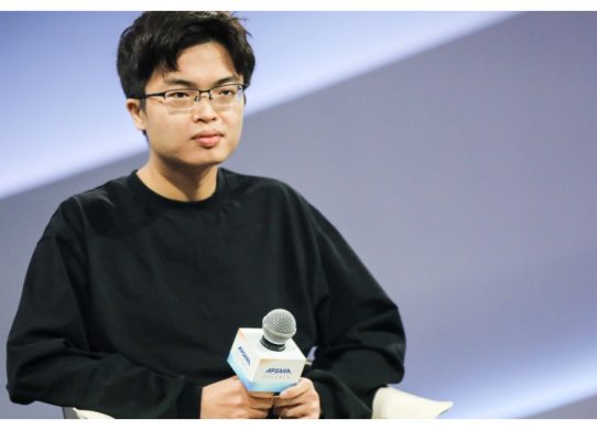 zhilin yang moonshot ai kimi founder